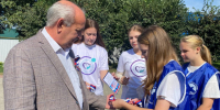 В Жердевском муниципальном округе прошла акция «Цвета Родины», приуроченная ко Дню Государственного флага Российской Федерации.. - Жердевский муниципальный округ
