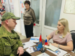 Координатор филиала Государственного фонда «Защитники Отечества» Ирина Попова провела приём в мобильном консультационном пункте..